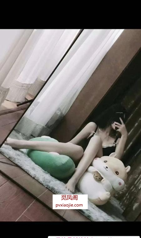 颜值美女小圣代