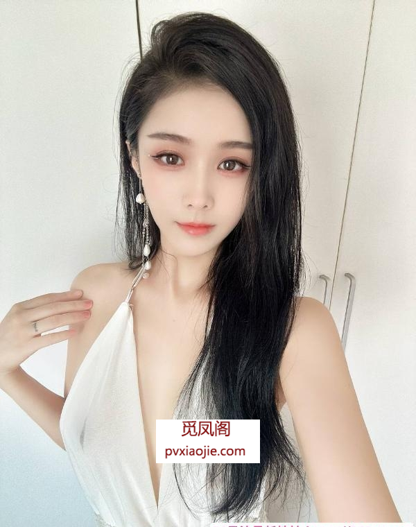 温柔型魅魔御姐老师