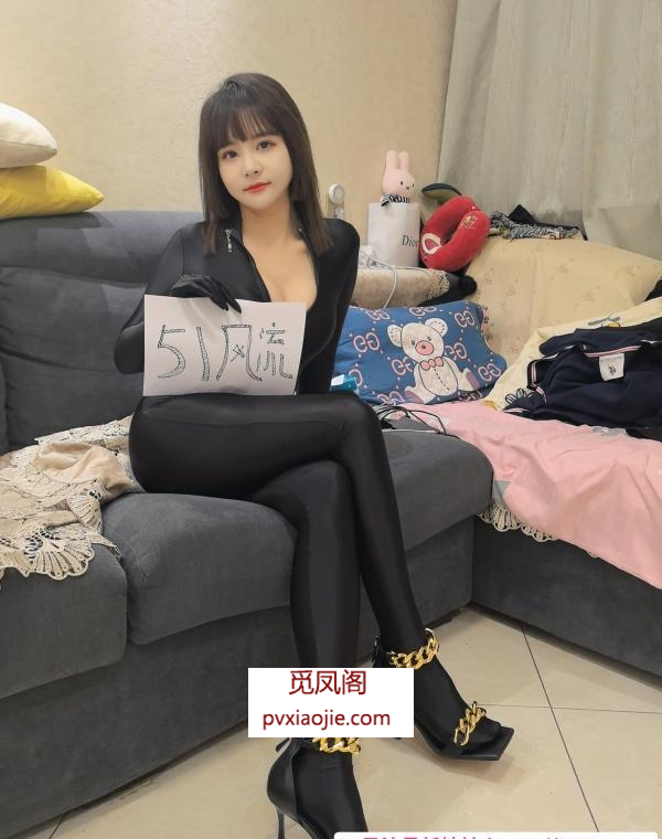 紧身衣大屁股御姐女王