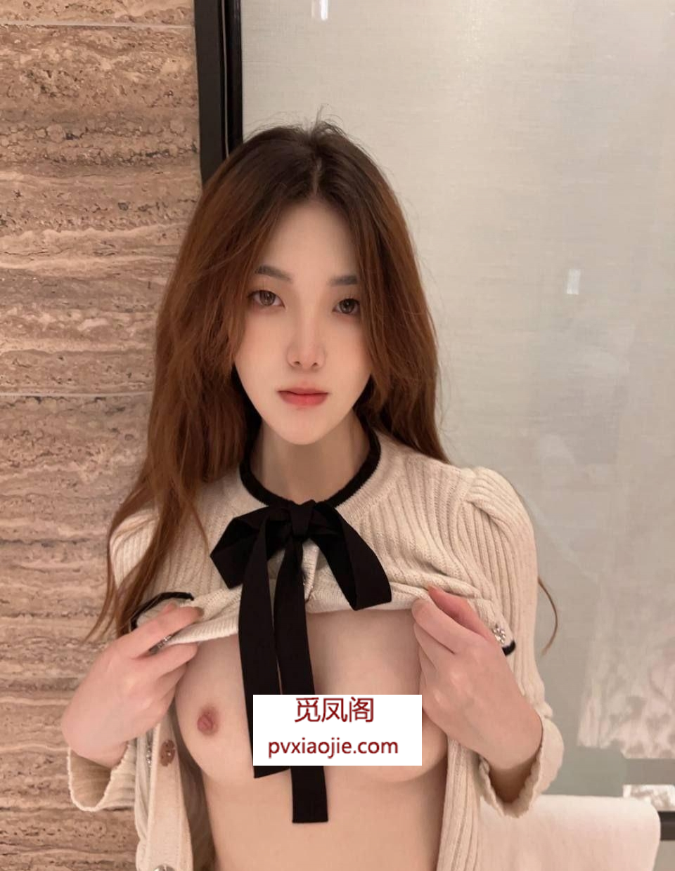 反差感骚妹 600/3小时带公寓