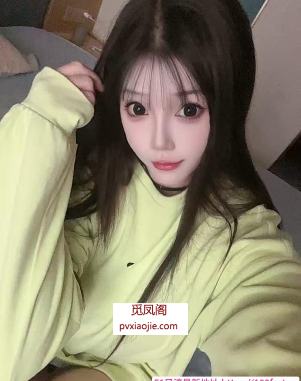 可萝可欲的喵喵姐姐